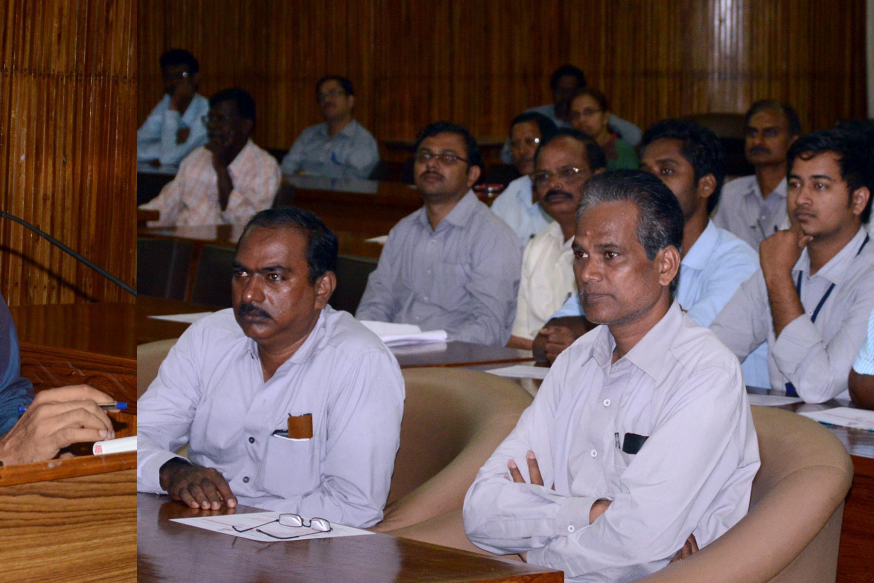 Large number of VSP employees attend awareness programme on filing of IT return