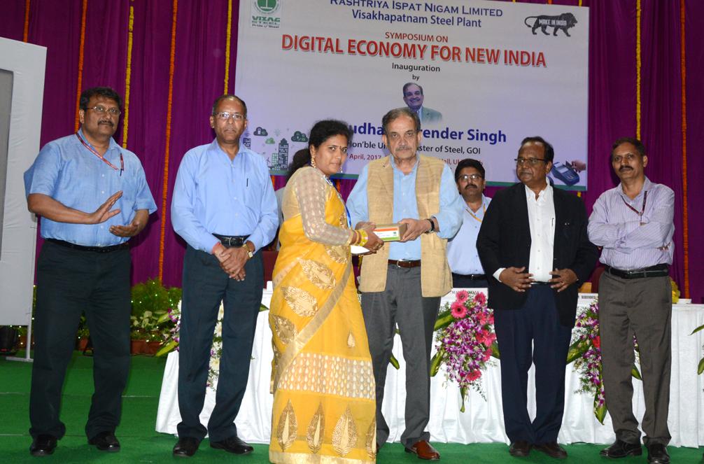 Union Steel Minister inaugurates symposium on Digital Economy for New India