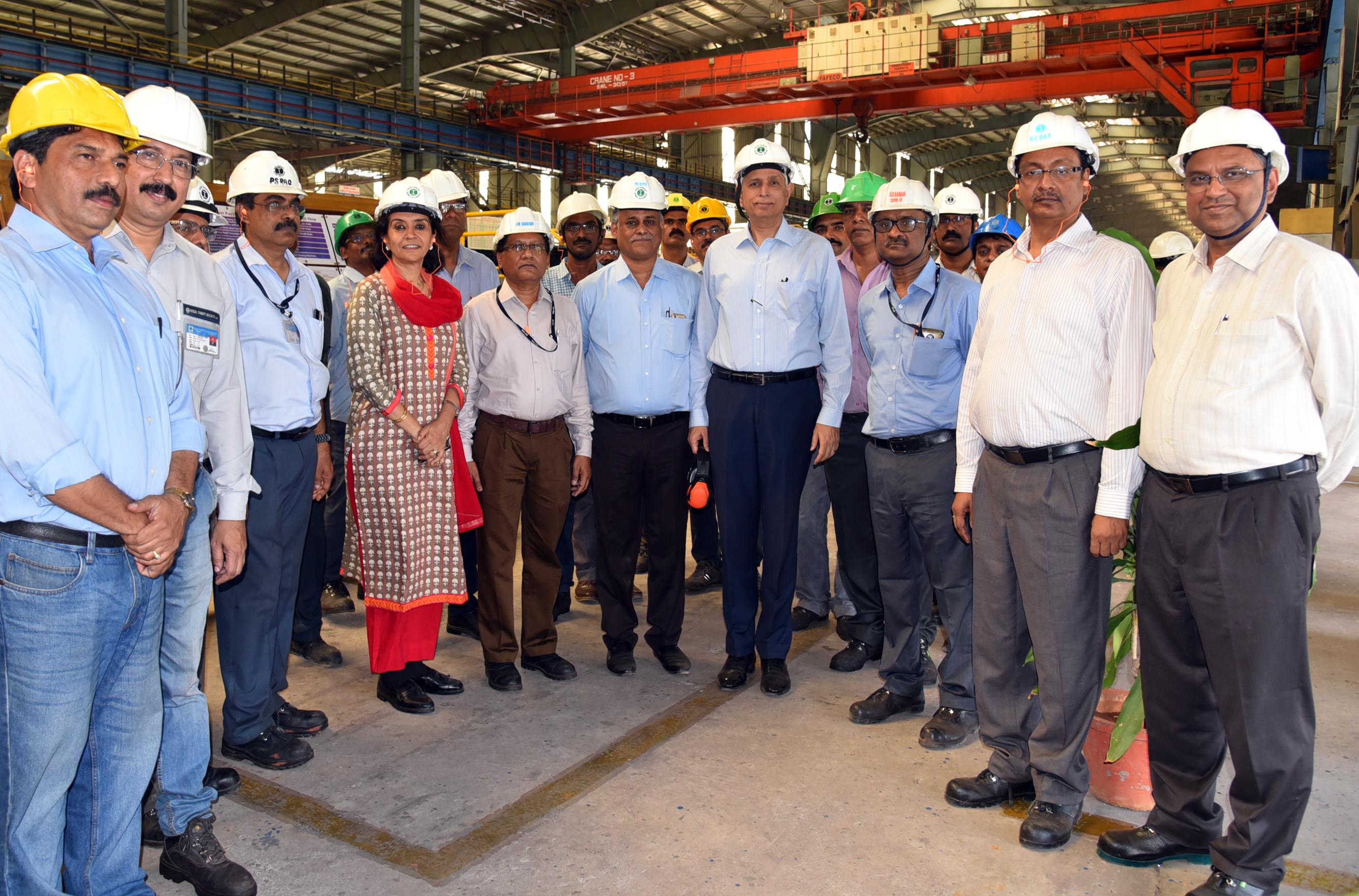 Sri Binoy Kumar, Secretary, Steel visits VSP