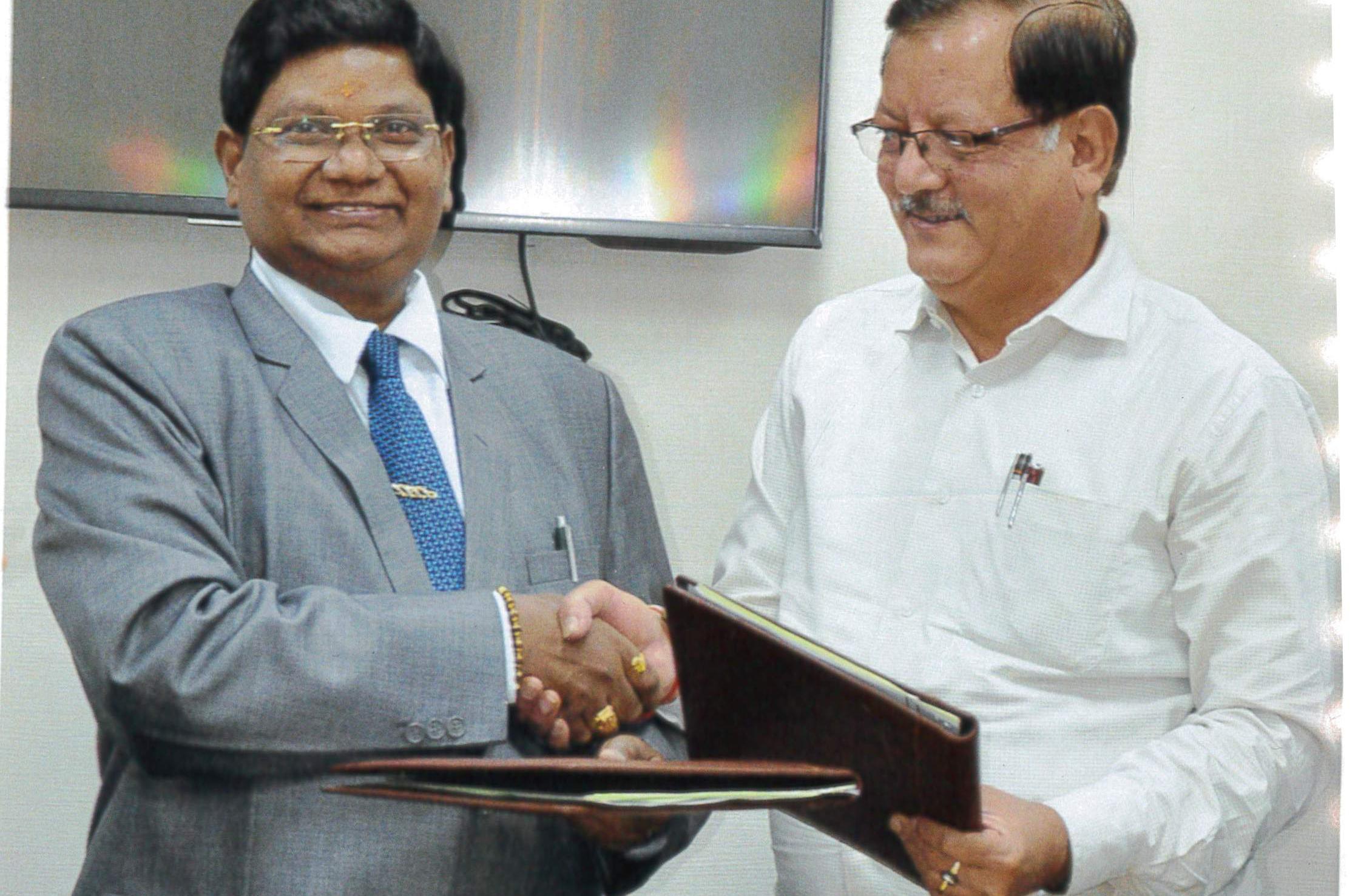 RINL inks MoU with NMDC