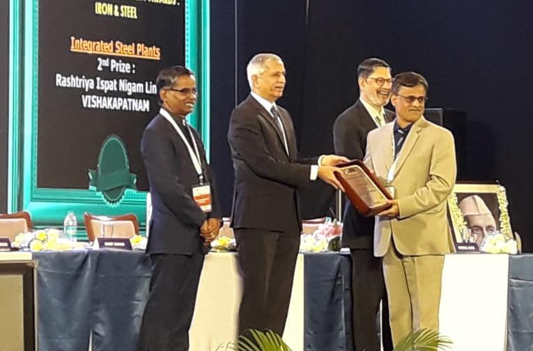 Steel Secretary presents National Sustainability Award to RINL-VSP